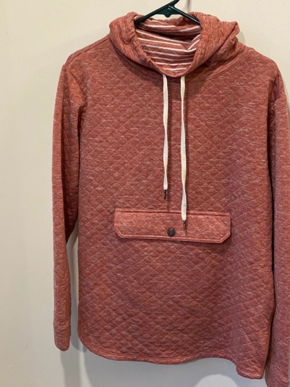 United by blue Cowell neck sweatshirt